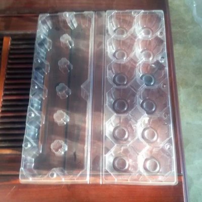 【鴻均吸塑廠家供應(yīng)各地蛋托,雞蛋托,塑料蛋托,銷售優(yōu)質(zhì)吸塑雞蛋托】?jī)r(jià)格,廠家,圖片,塑料盒,河北鴻均紙塑包裝-